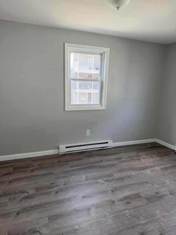 104 Choate StreetUnit 5 #5 - Photo 3 of 11
