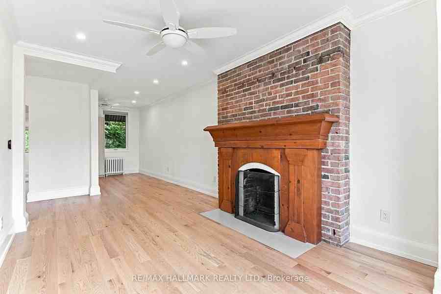 553 Broadview Avenue - Photo 2 of 29