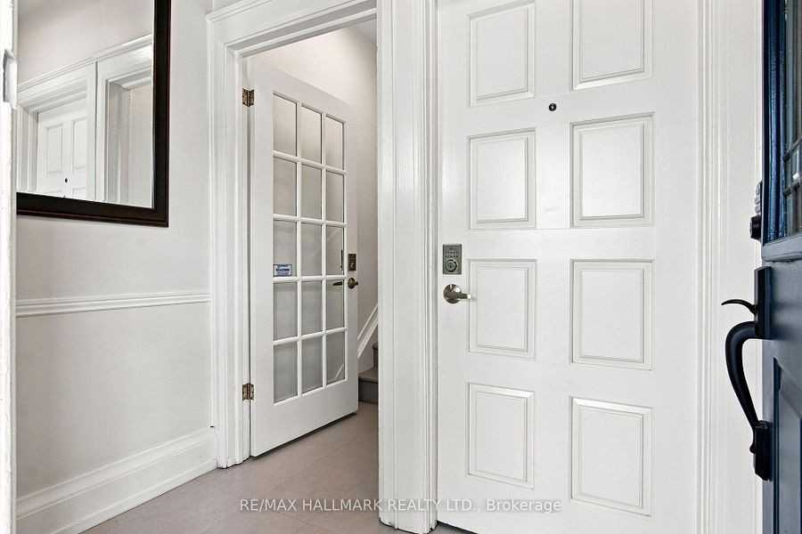 553 Broadview Avenue - Photo 5 of 29