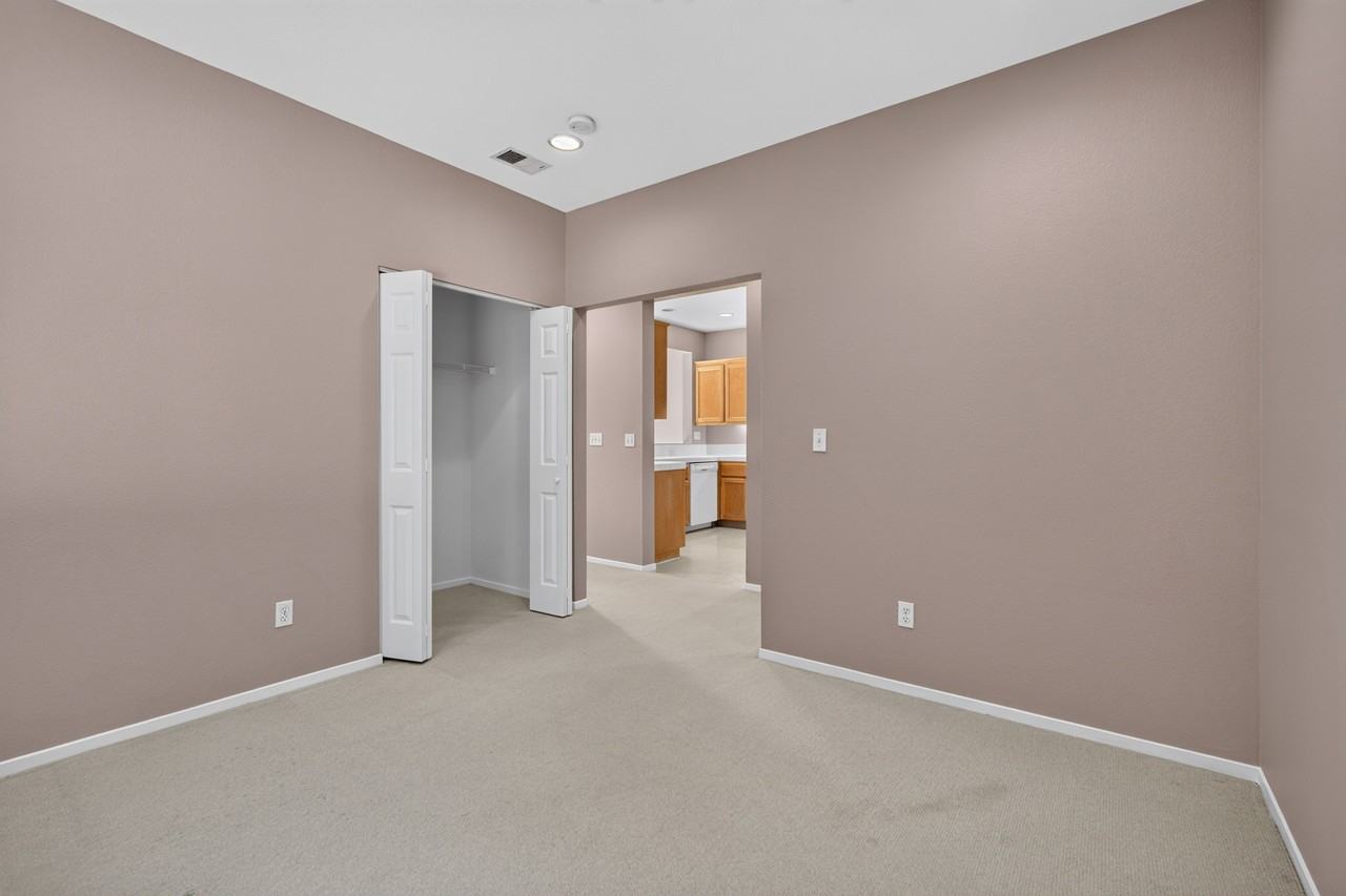 3721 Jasmine Cir #1 - Photo 5 of 9