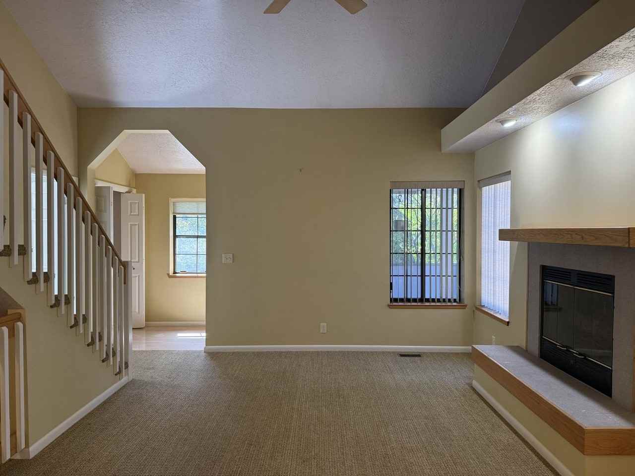 3065 Elk Run Dr - Photo 5 of 18