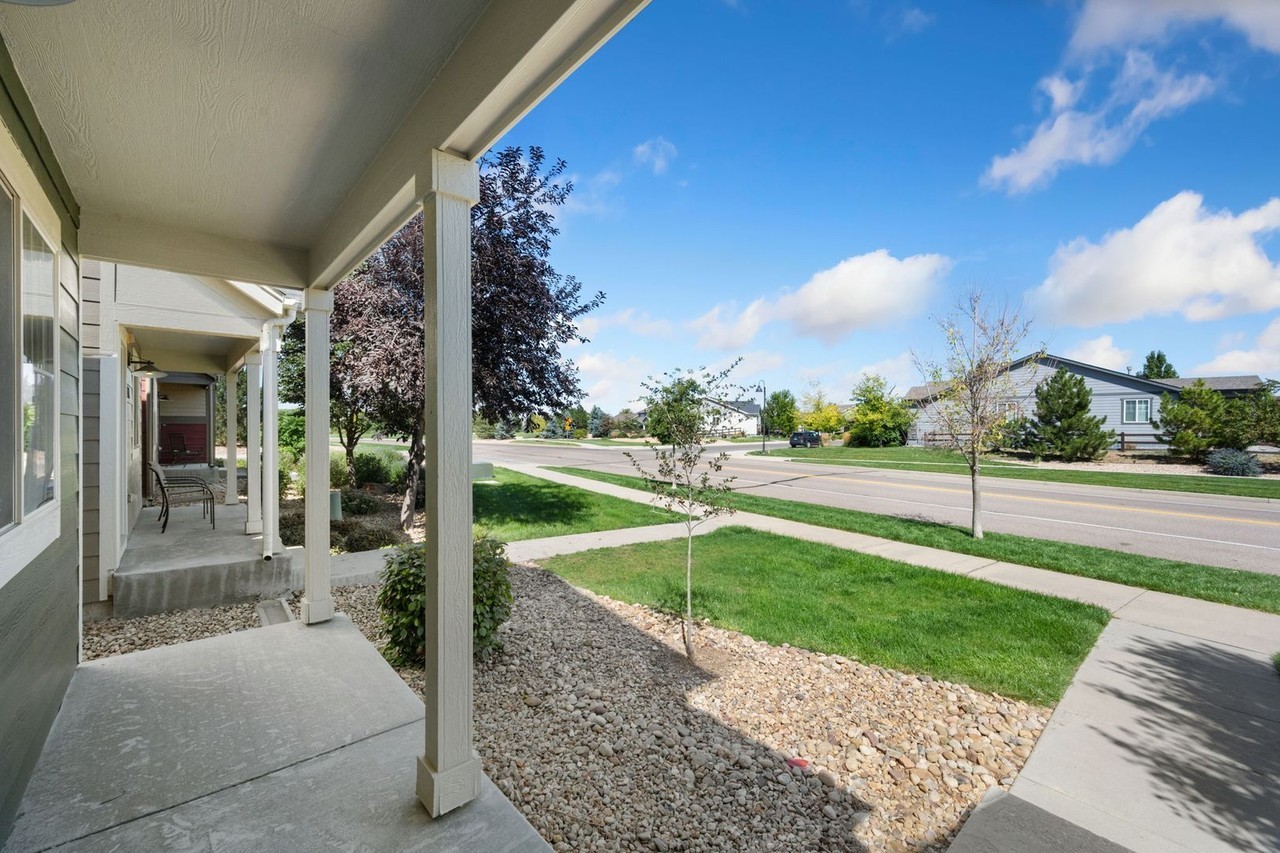 2590 Trio Falls Dr - Photo 4 of 17