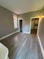 featured image of 138 N 8th St