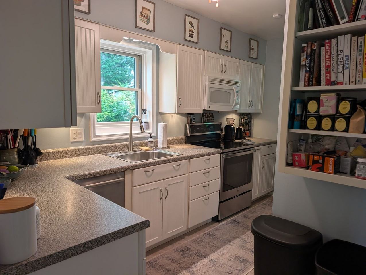1009 Circle Dr - Photo 6 of 22