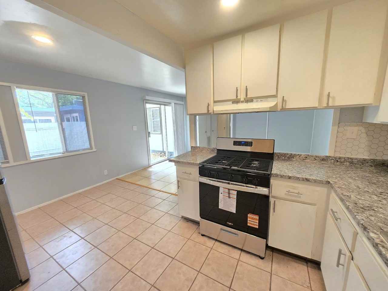 709 Adeline Pl - Photo 6 of 17