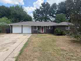 9027 Sara Ln - Photo 1 of 1
