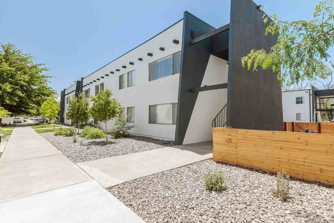 Valley Apartments - Photo 4 of 43