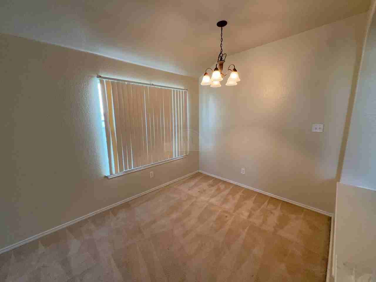 5302 Jitterbug Ct - Photo 3 of 29