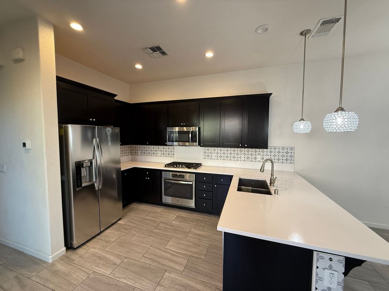 4472 Adriatic Sea Way - Photo 5 of 32