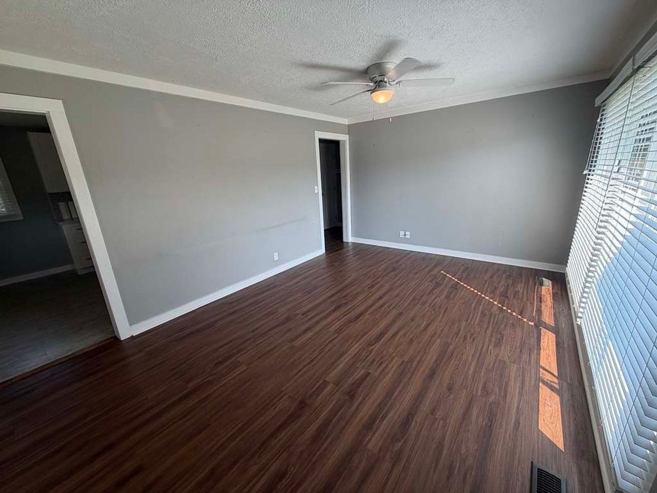 1227 Rocky Hill Rd - Photo 2 of 13