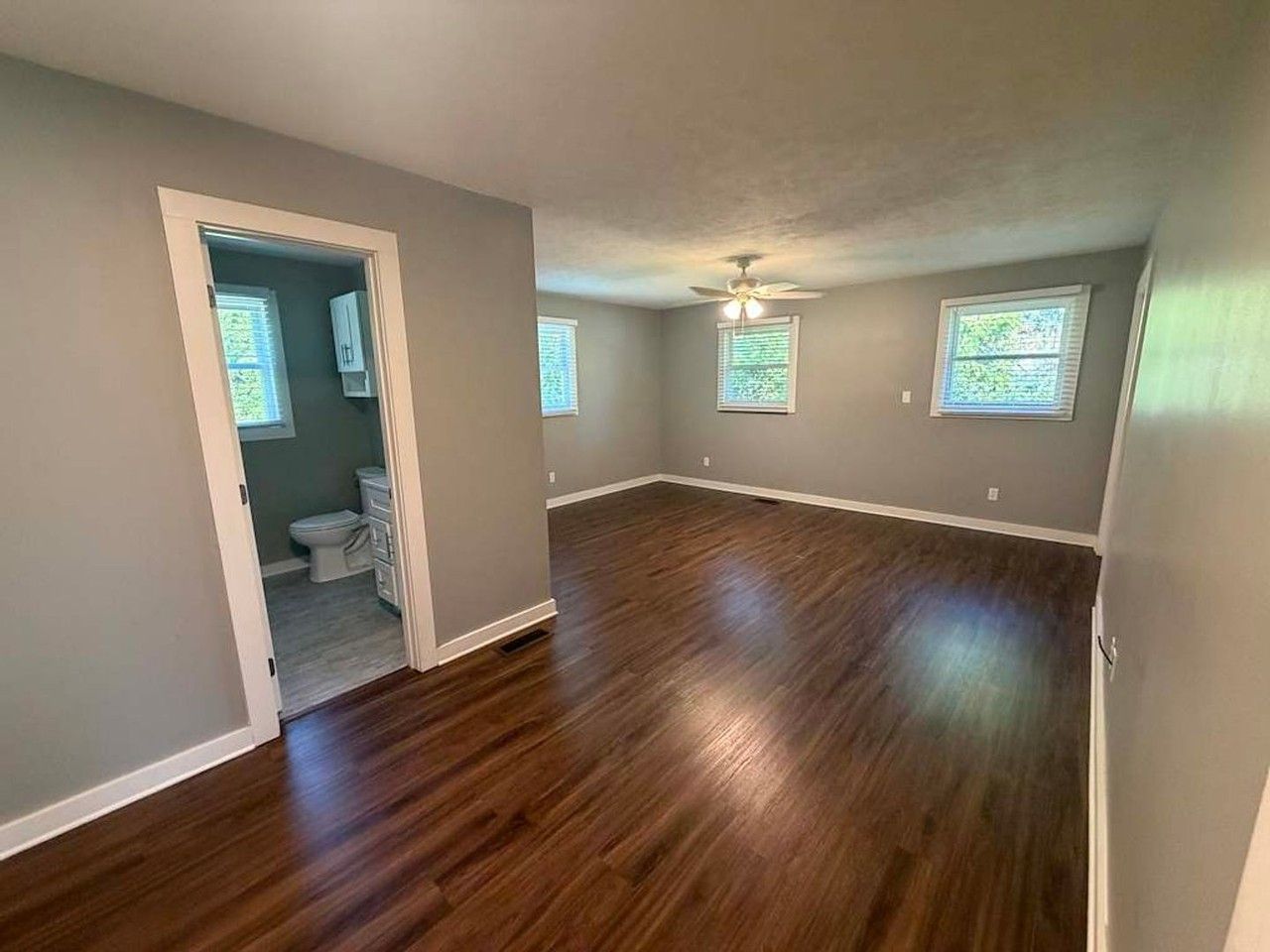 1227 Rocky Hill Rd - Photo 7 of 13