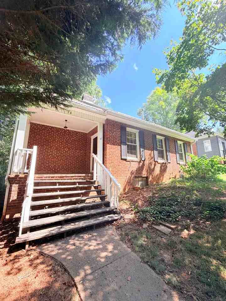 14 Enka Pine St - Photo 2 of 19