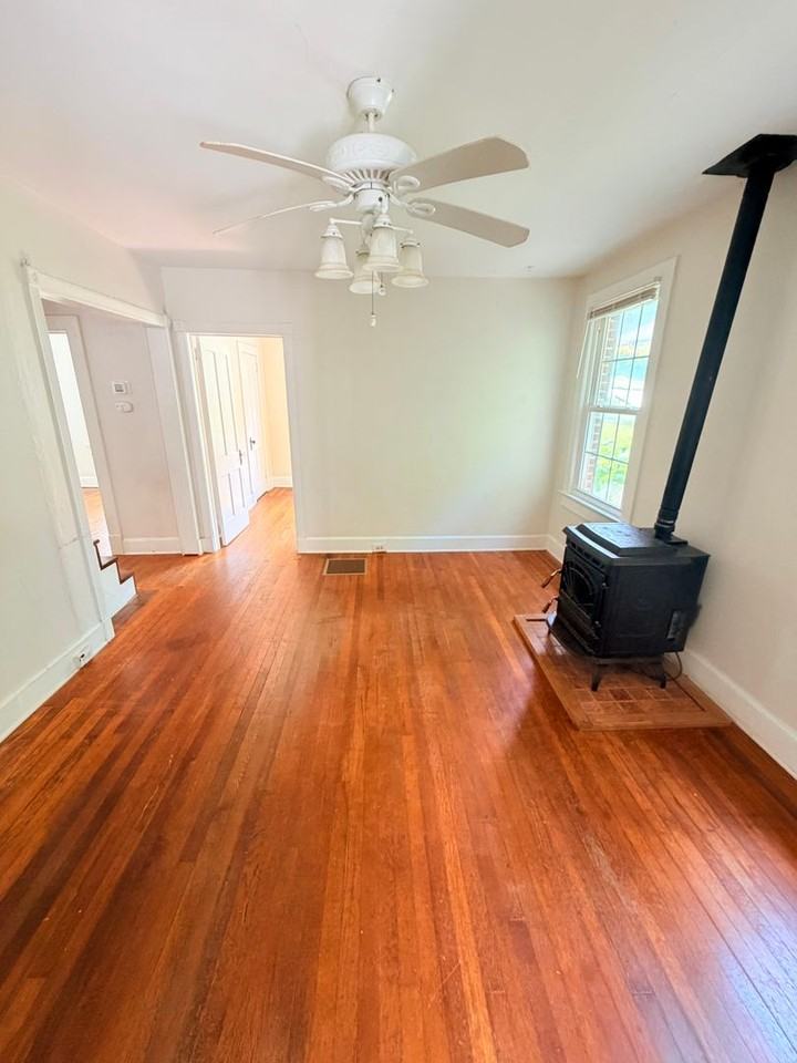 14 Enka Pine St - Photo 3 of 19