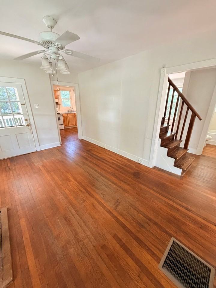 14 Enka Pine St - Photo 4 of 19