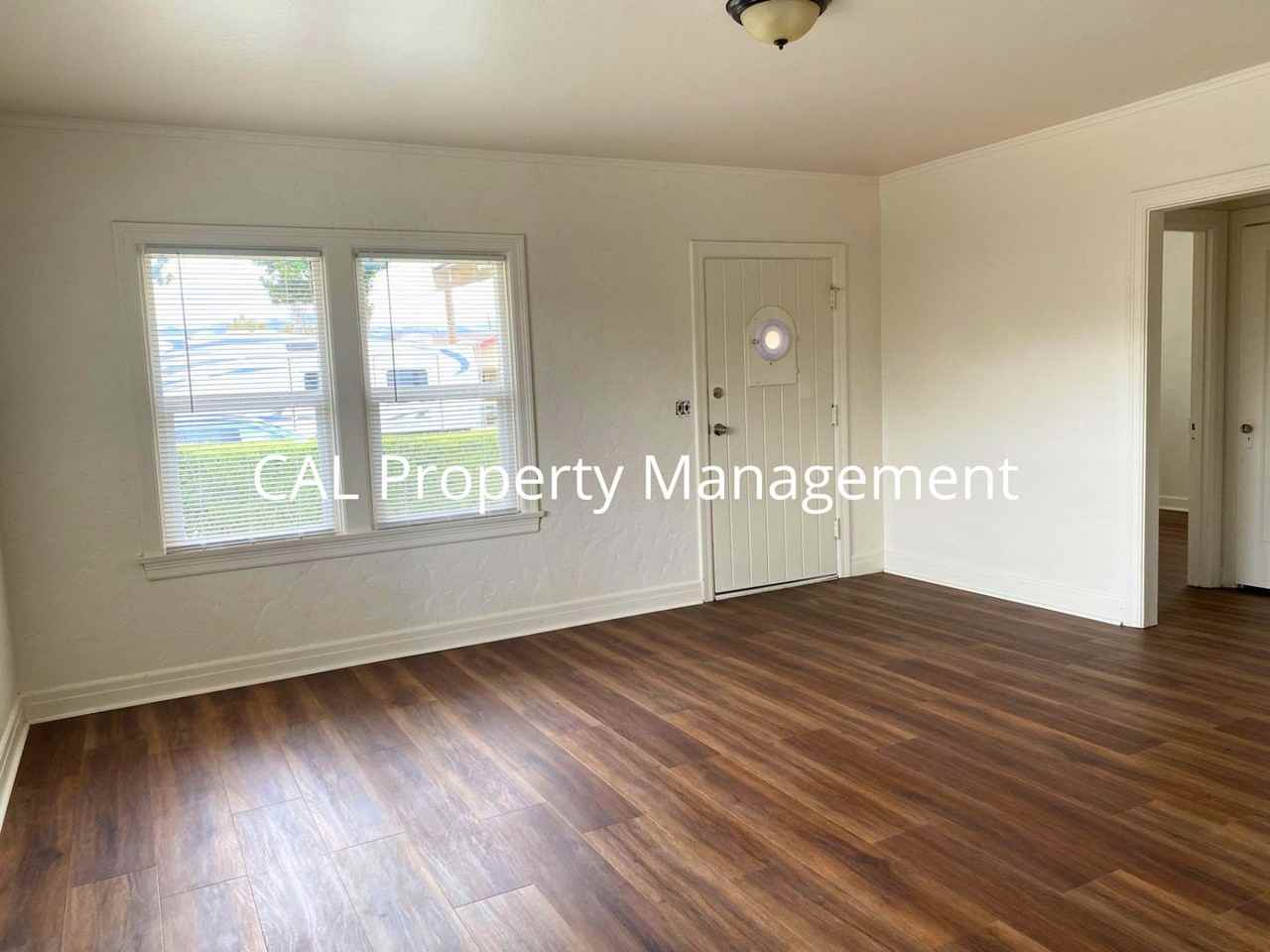 324B N 2nd St - Photo 2 of 18