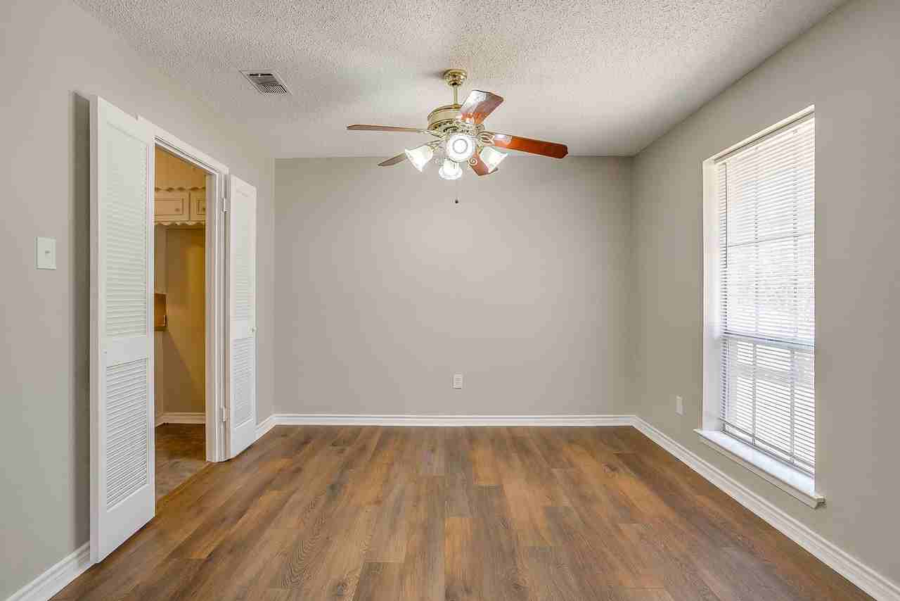 6528 Winifred Dr - Photo 6 of 23