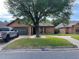 featured image of 2112 Pin Oak Rd