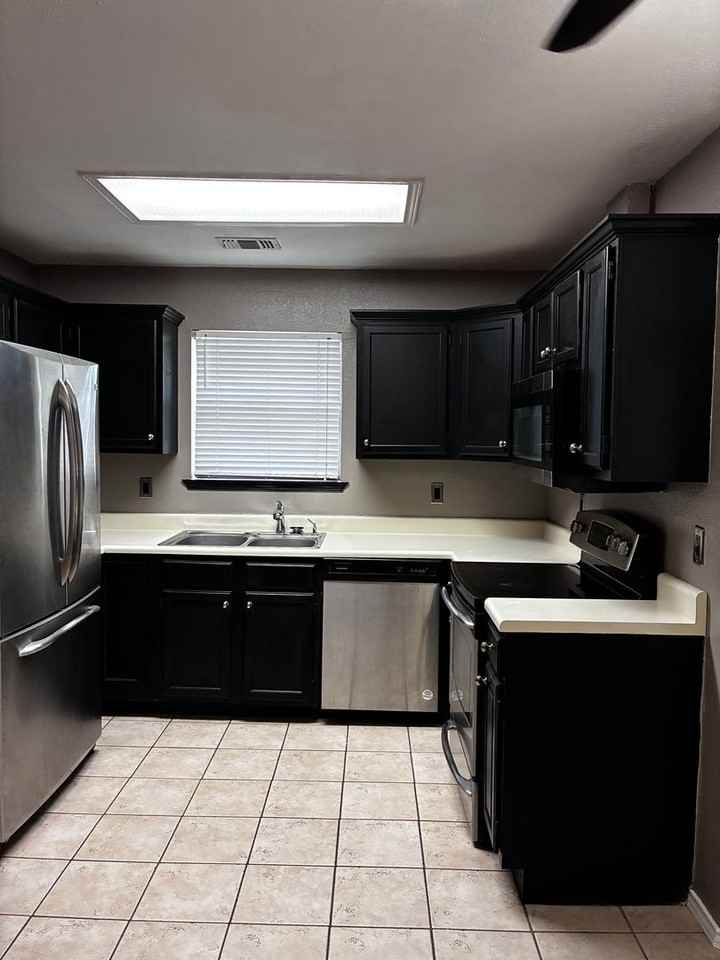 2112 Pin Oak Rd - Photo 6 of 16