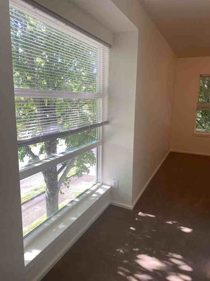 514 Nw 21st St #9 - Photo 5 of 11