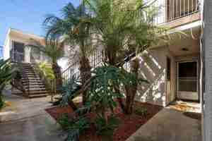 featured image of 4346 Kansas St