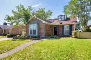 featured image of 3040 Sutton Dr