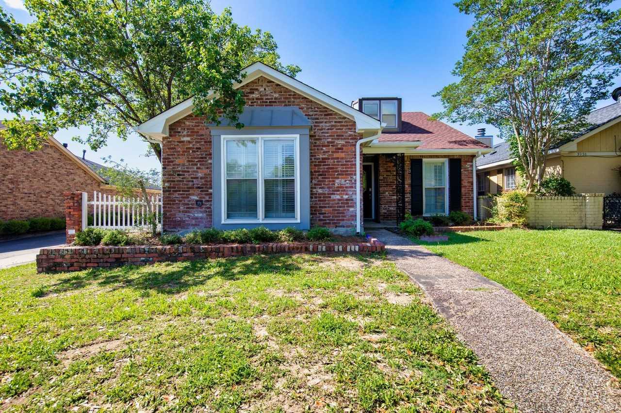 3040 Sutton Dr - Photo 3 of 22