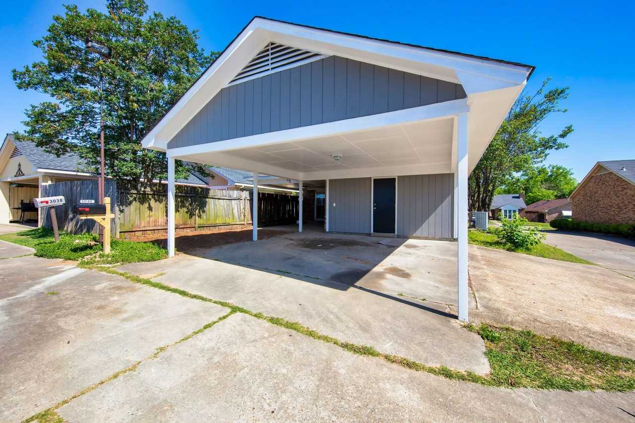 3040 Sutton Dr - Photo 5 of 19
