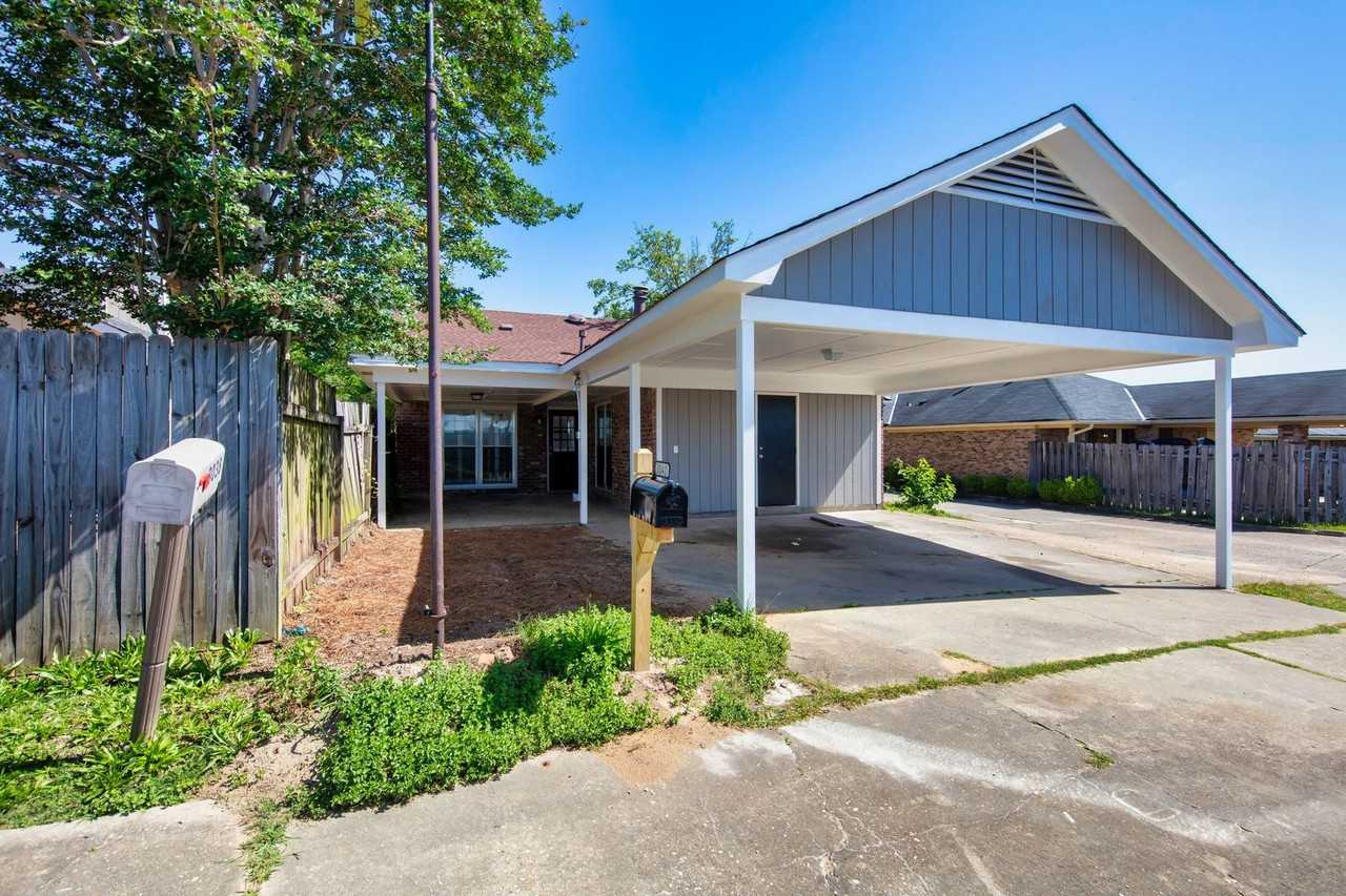 3040 Sutton Dr - Photo 6 of 19
