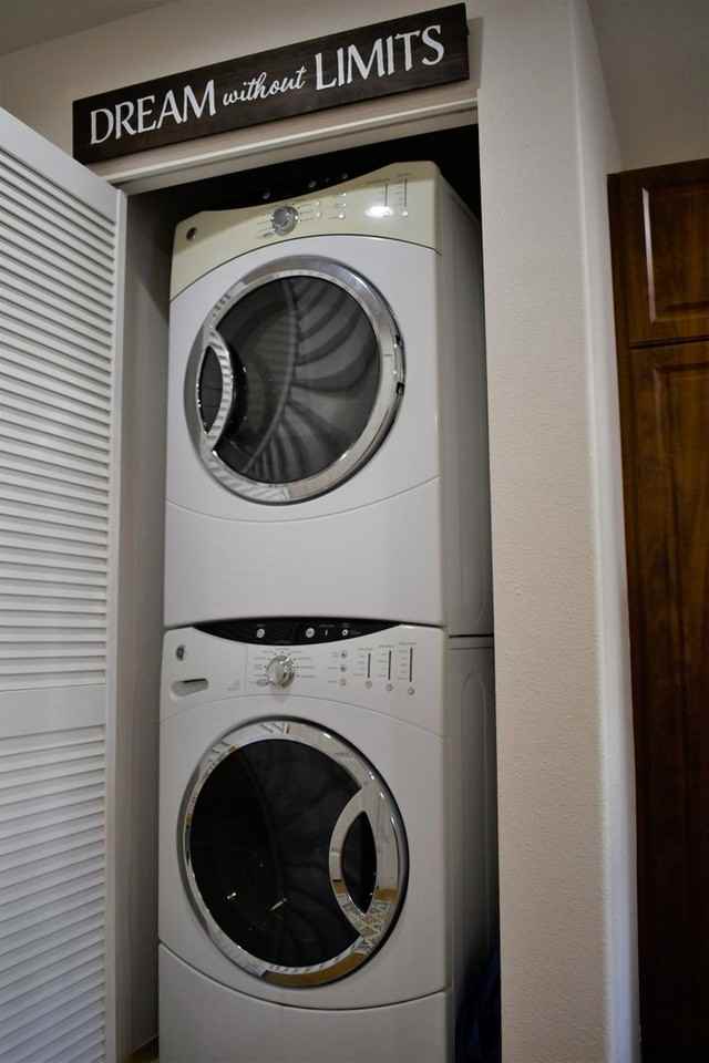 1180 Kakala St #607 - Photo 5 of 14