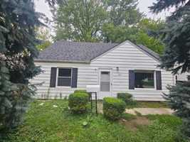 featured image of 368 E 232nd St