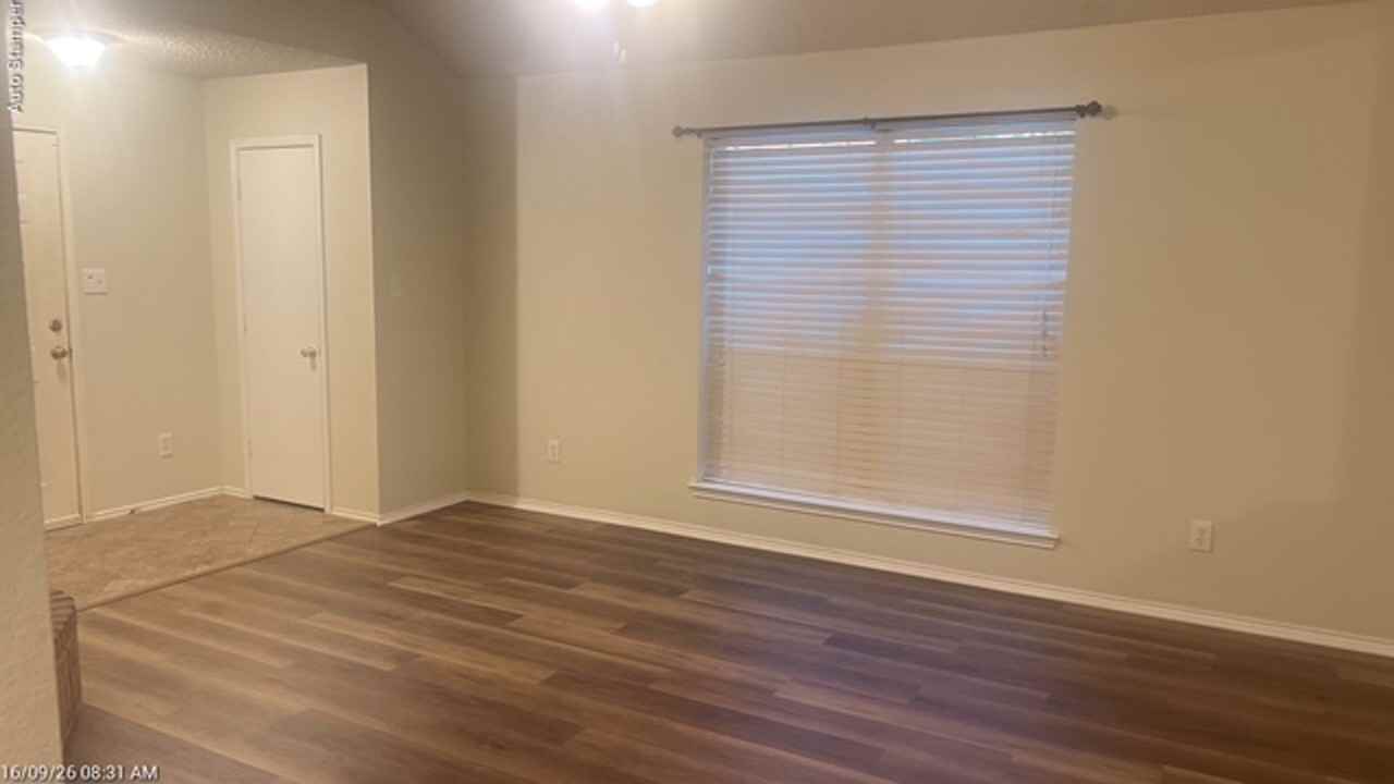 801 Nicole Way - Photo 5 of 44