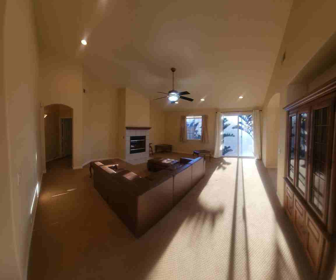 2311 Glenn St - Photo 3 of 41