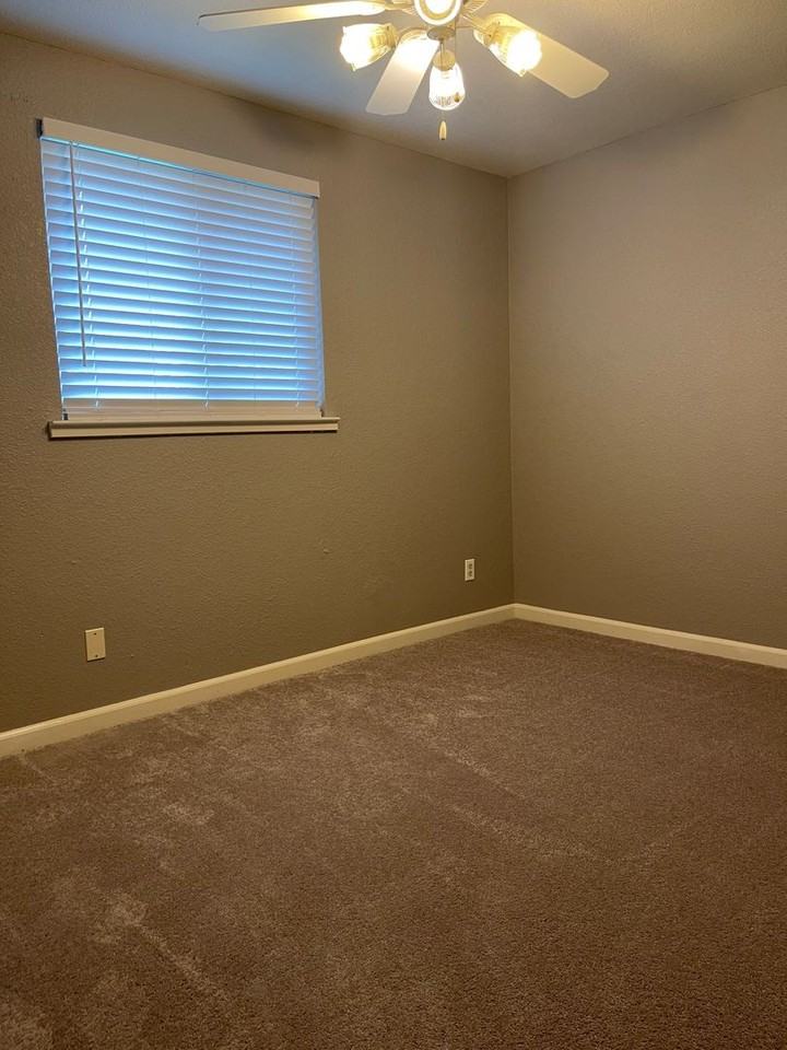 6024 Jackson Ave - Photo 4 of 9