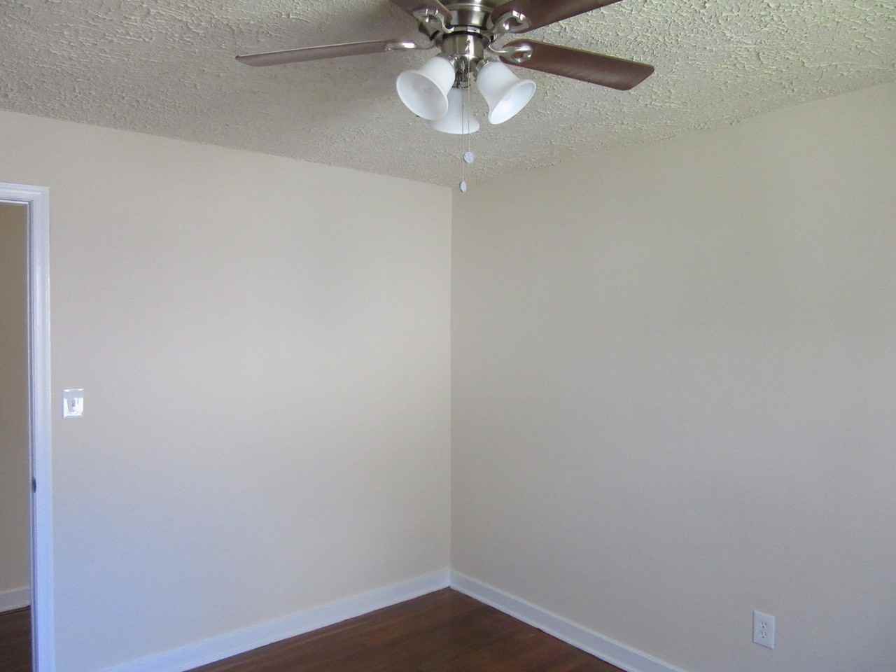 721 Miller St - Photo 7 of 14