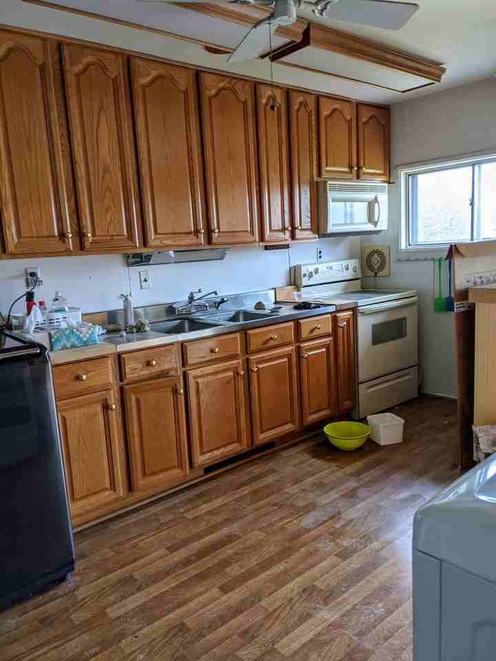 17 Montvale Rd - Photo 4 of 14