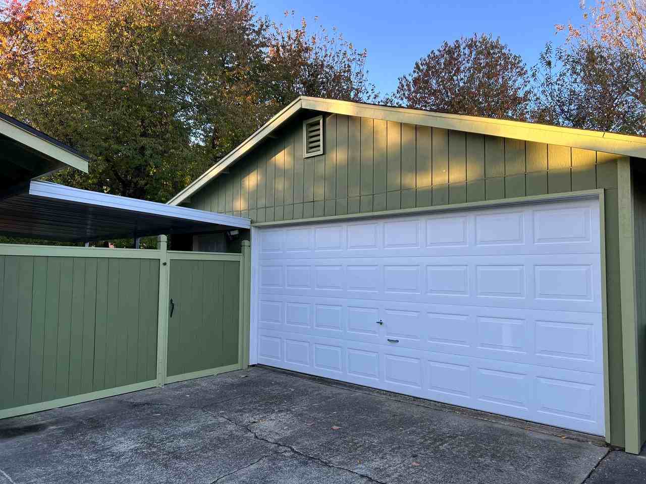 2514 Blooms Ct Sw - Photo 2 of 48