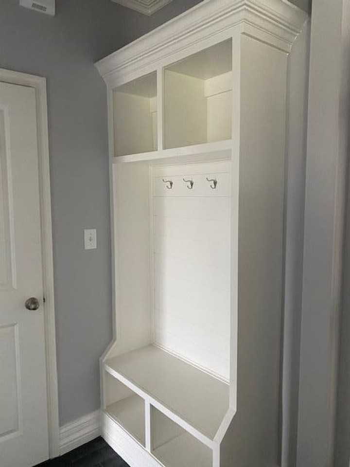 4019 Crusader Ct - Photo 2 of 24