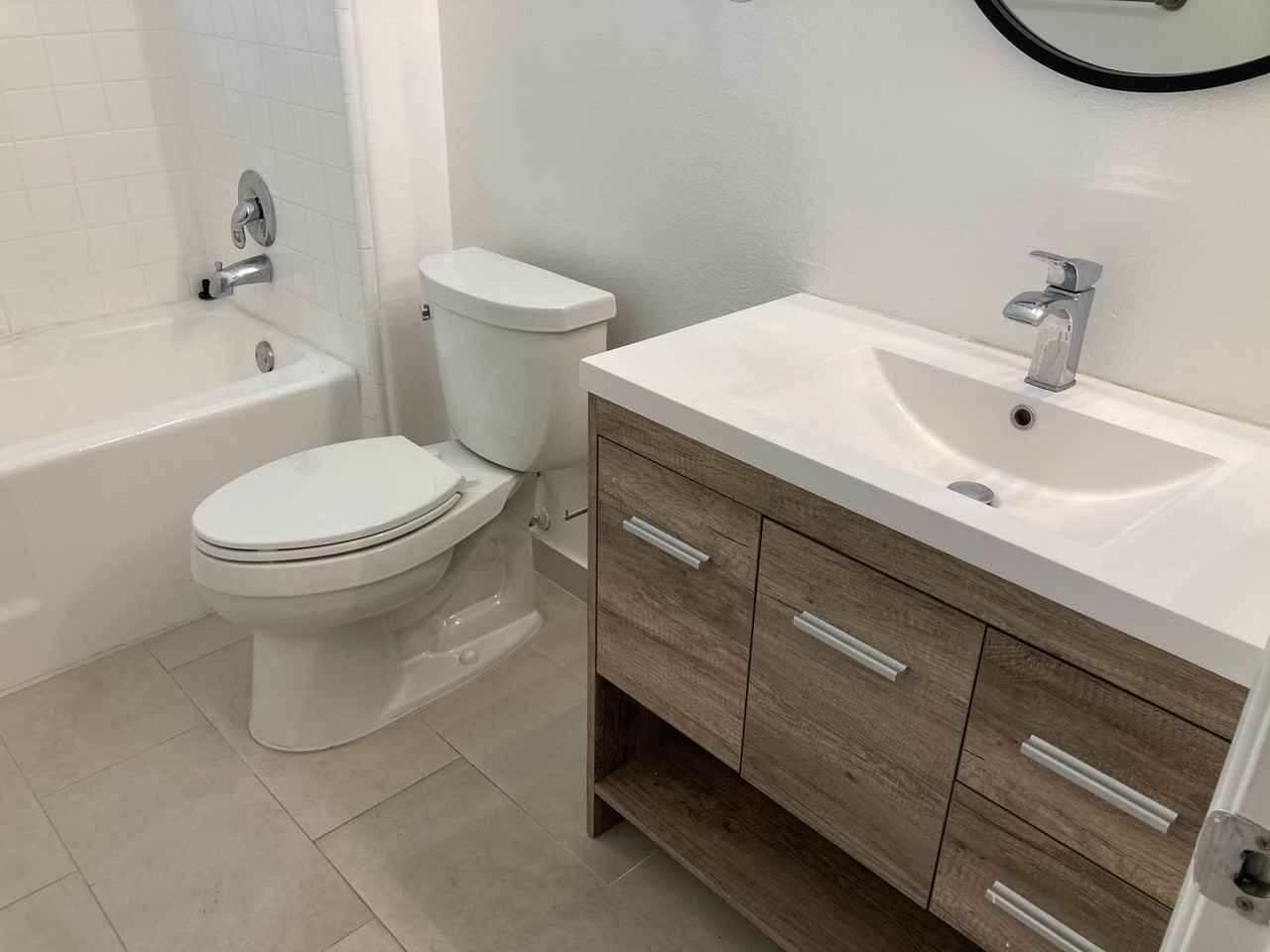 7037 La Tijera Blvd - Photo 7 of 17