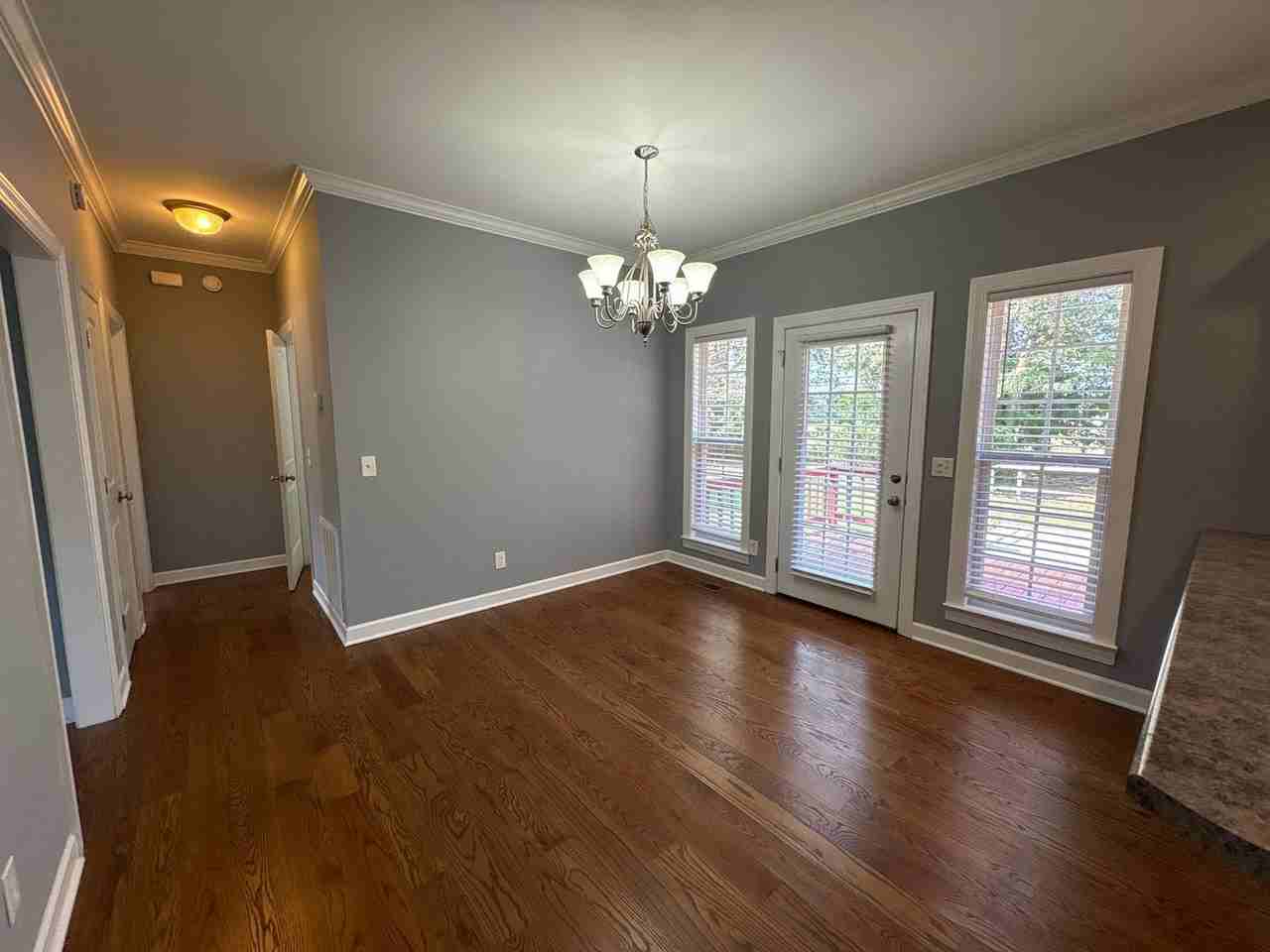 187 Oak Hollow Rd - Photo 5 of 32