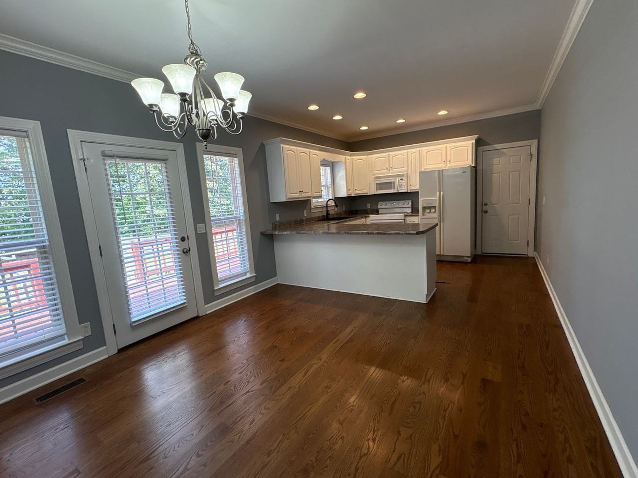 187 Oak Hollow Rd - Photo 6 of 32