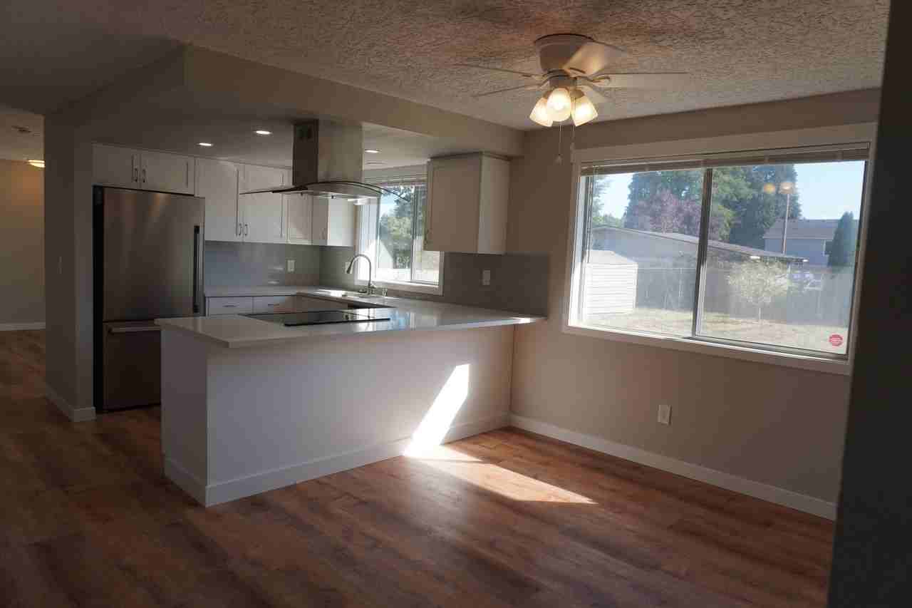 2909 Ne 135th Ave - Photo 4 of 21