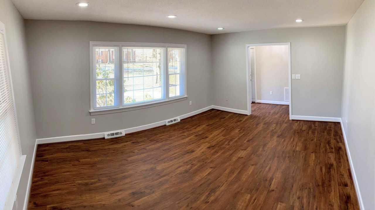 308 College Park Dr - Photo 3 of 28