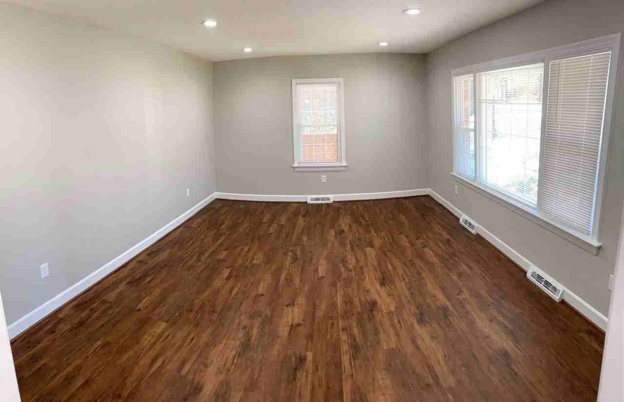 308 College Park Dr - Photo 4 of 28