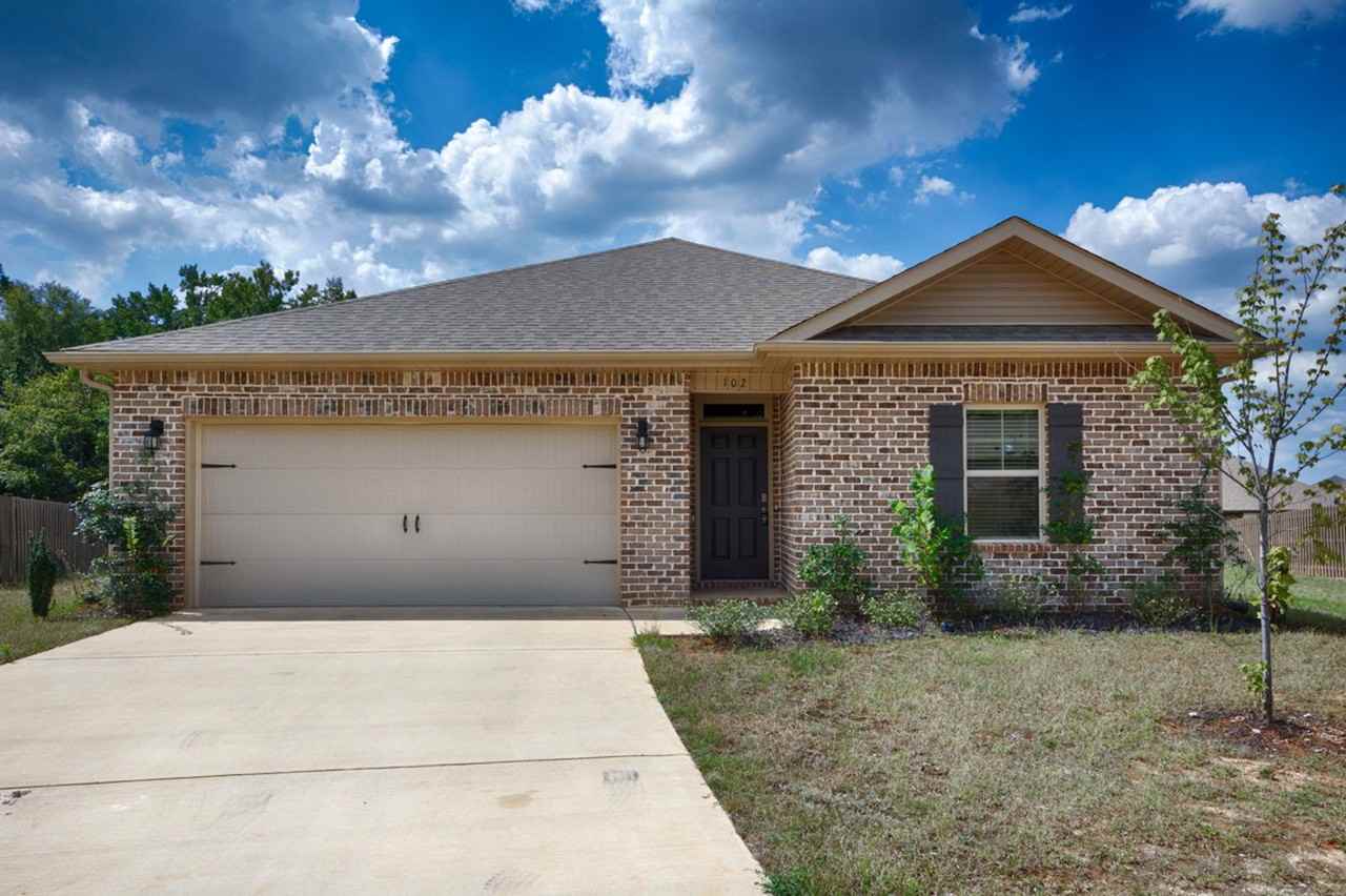 102 High Leaf Dr - Photo 2 of 34