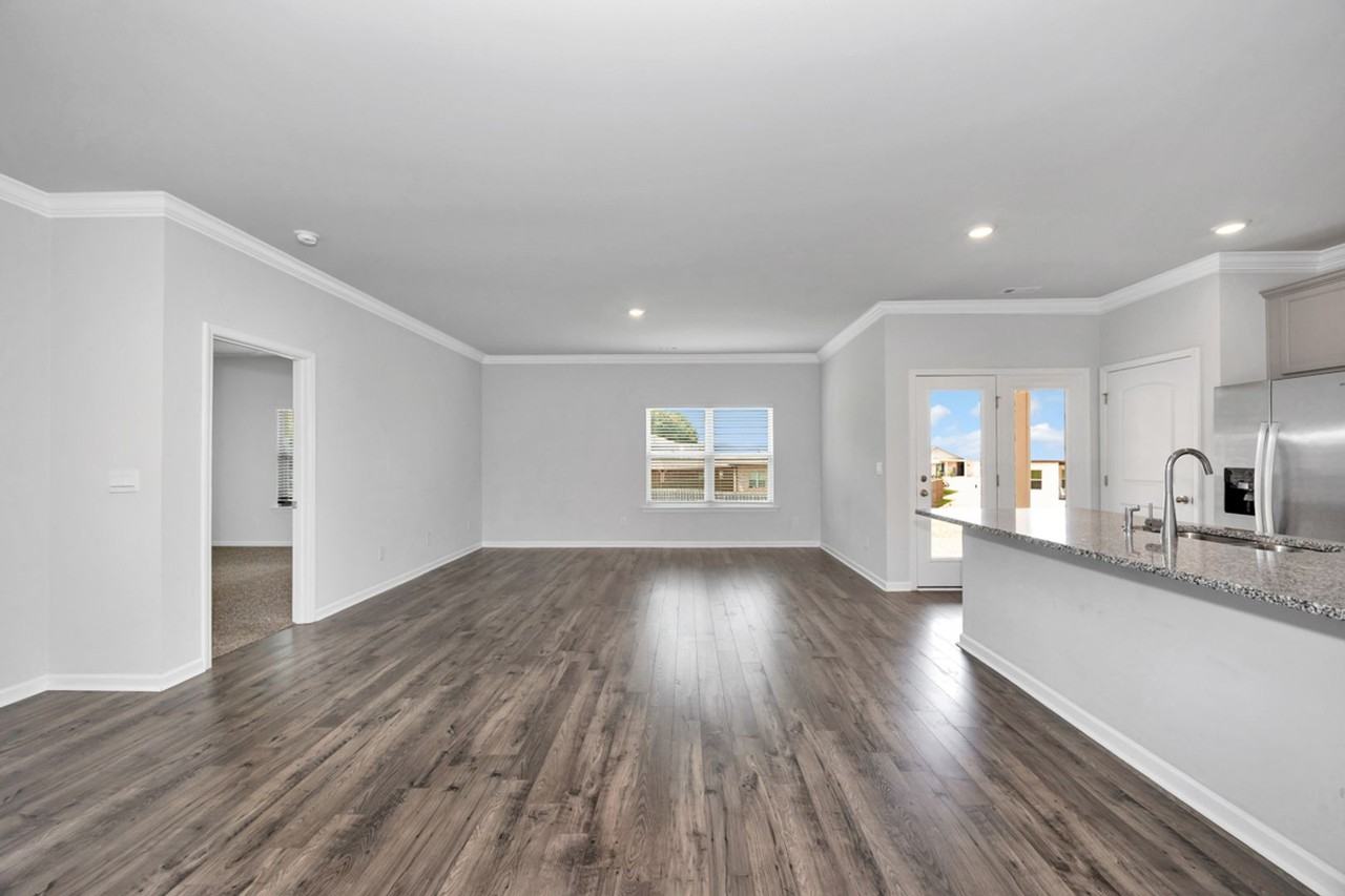 102 High Leaf Dr - Photo 7 of 34