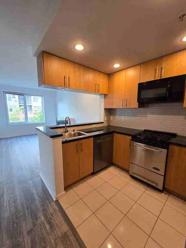 2721 1st Ave #204 - Photo 5 of 29
