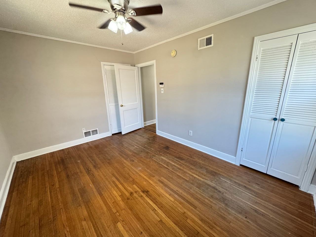 4719 Lynn Rd - Photo 5 of 12