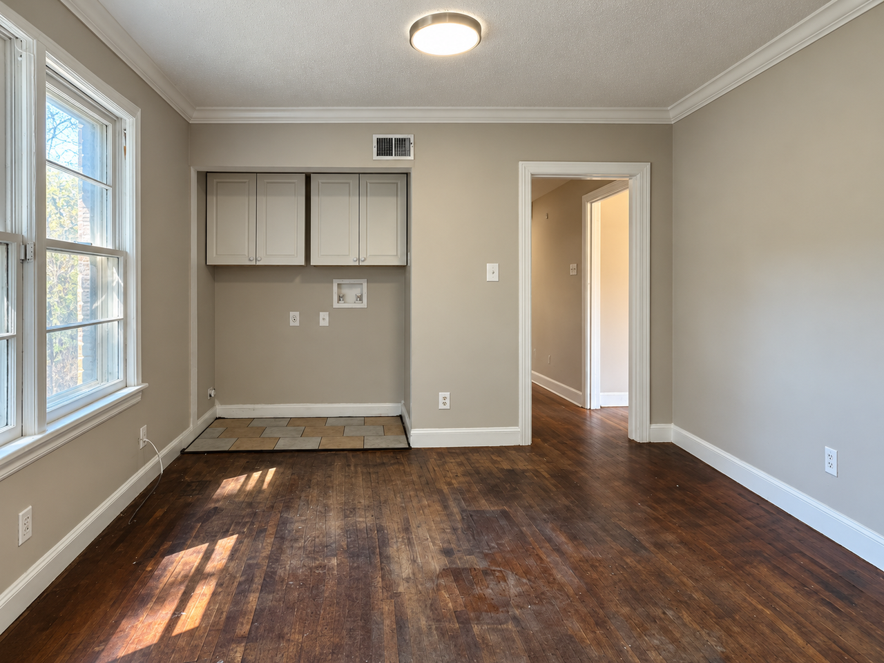 4719 Lynn Rd - Photo 7 of 12