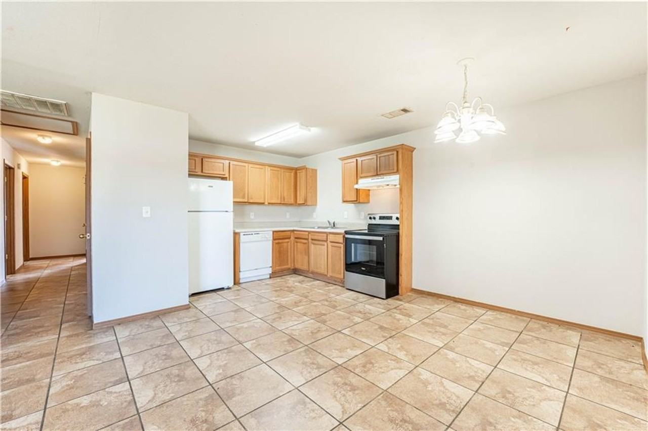307 E Southern Trace Dr - Photo 6 of 33
