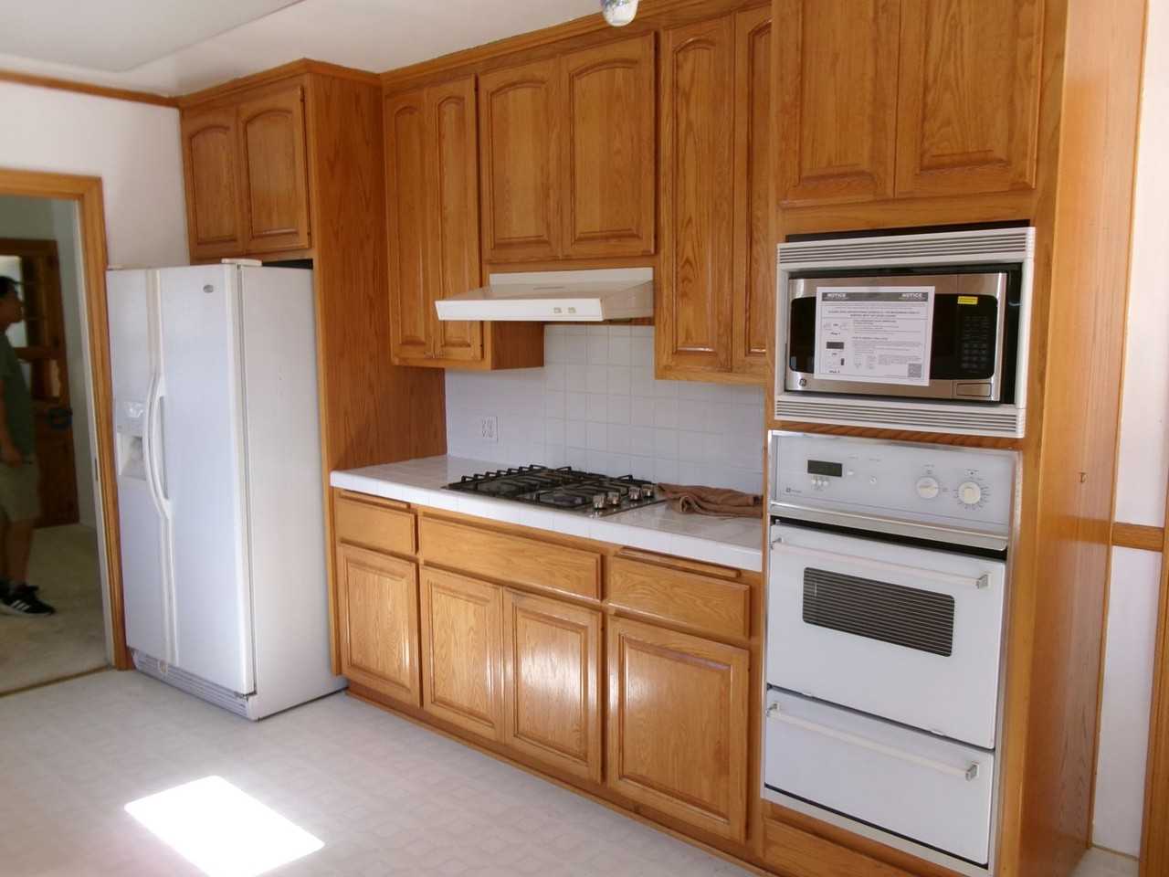 9621 Cloverwood St - Photo 4 of 10